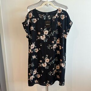 Black Floral Shift Dress Blush Flowers NWT small